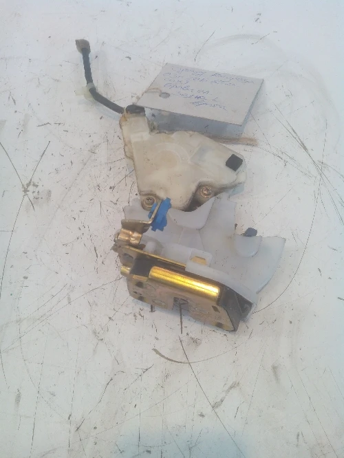 Брава врата задна лява Субару Импреза