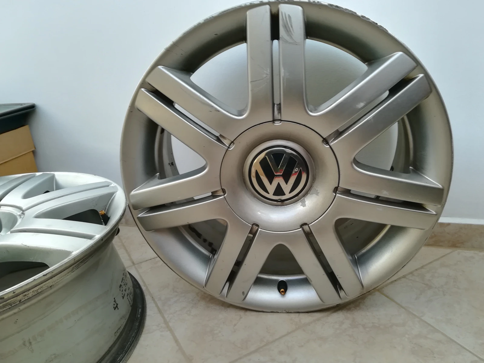 ������ �� VW | Mobile.bg � ����������� 4
