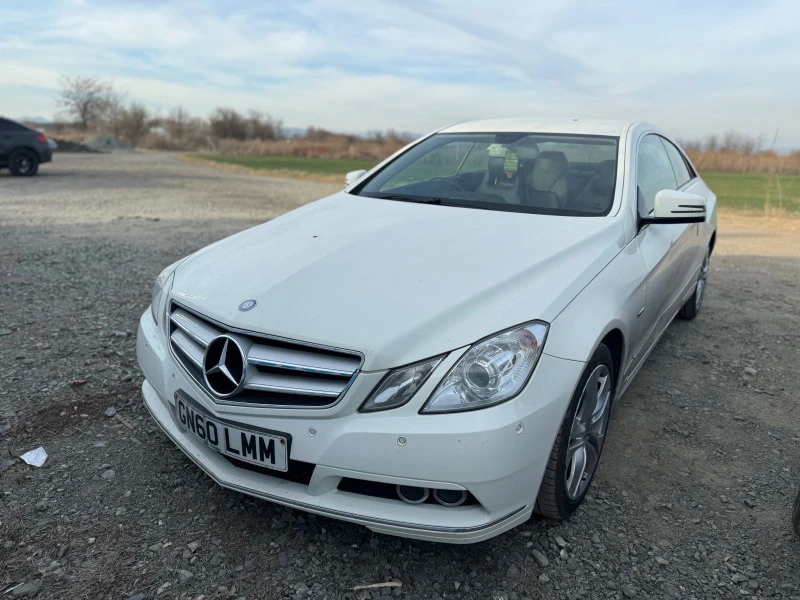 Mercedes-Benz E 220 Е купе 207 на части, снимка 2 - Автомобили и джипове - 44265573