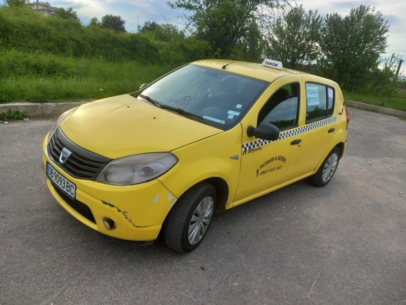 Dacia Sandero, снимка 1 - Автомобили и джипове - 47012546