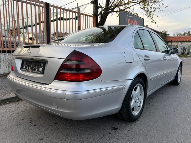 Mercedes-Benz E 220 CDI EURO4 , снимка 7 - Автомобили и джипове - 47708054