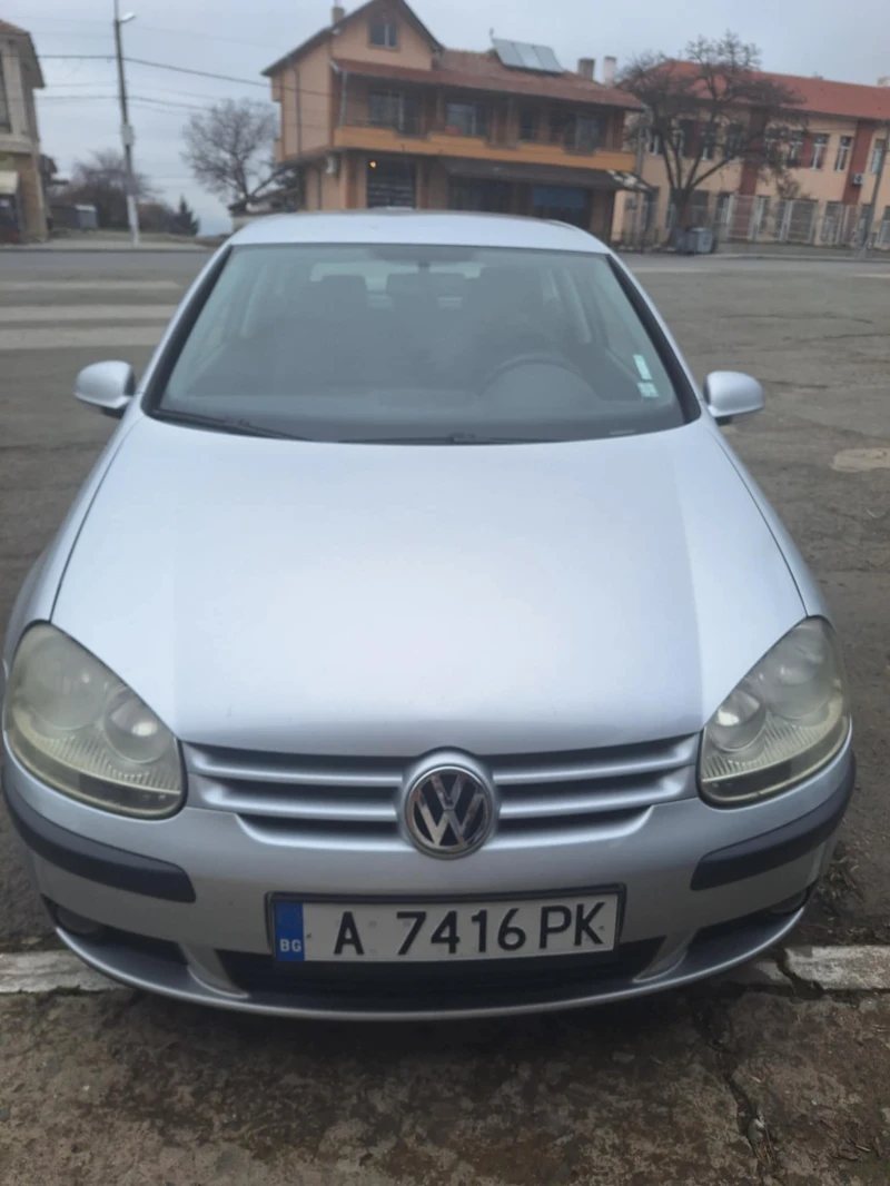 VW Golf, снимка 1 - Автомобили и джипове - 49086428