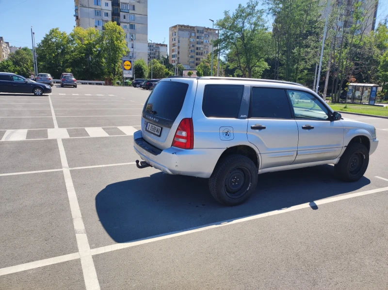 Subaru Forester 2.0 Turbo 177к.с., снимка 4 - Автомобили и джипове - 49159946