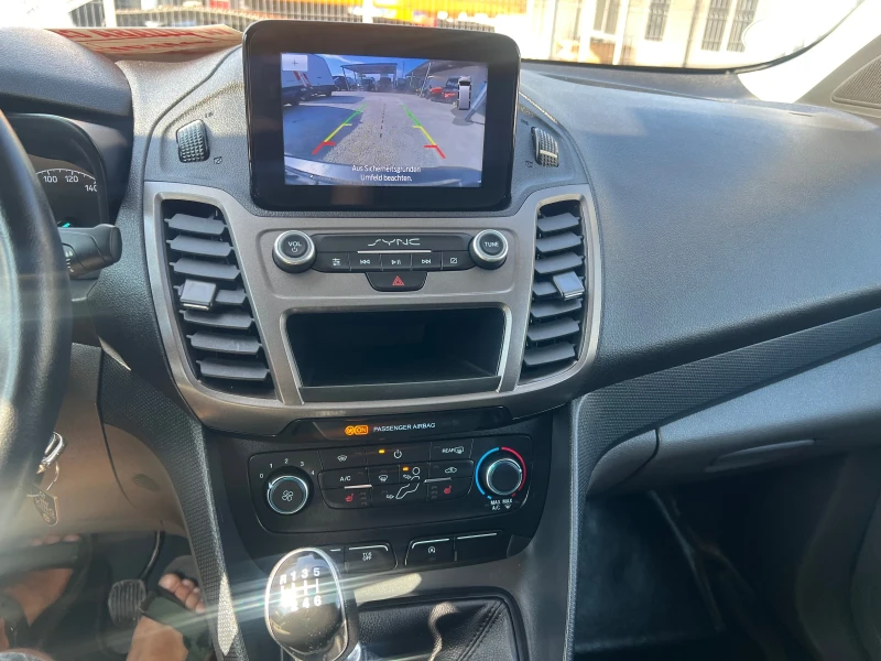 Ford Connect 1.5tdci-клима, снимка 13 - Автомобили и джипове - 51233508