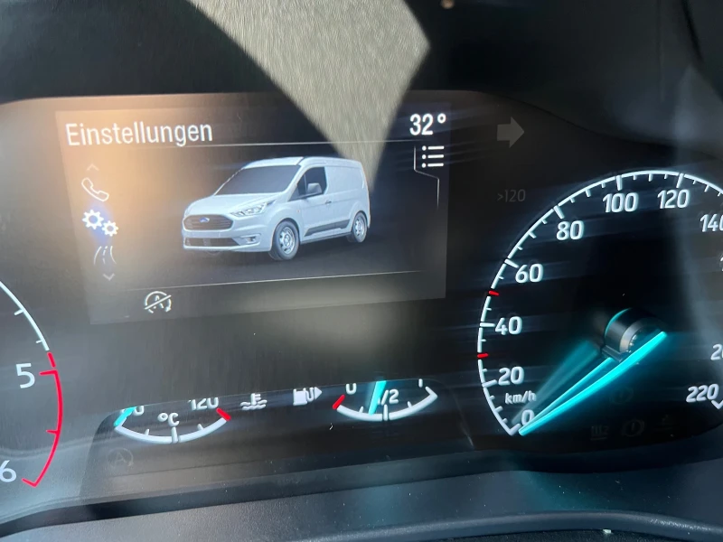 Ford Connect 1.5tdci-клима, снимка 11 - Автомобили и джипове - 51233508