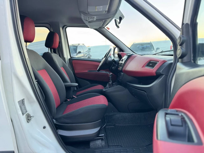 Fiat Doblo 1.6 MultiJet -10%, снимка 11 - Автомобили и джипове - 52429251