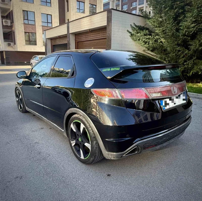 Honda Civic 2.2 i-ctdi, снимка 5 - Автомобили и джипове - 52631755