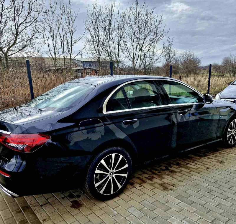 Mercedes-Benz E 300 E300e plug-in-хибрид, снимка 7 - Автомобили и джипове - 53220955