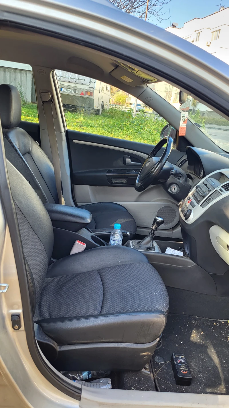 Kia Ceed, снимка 8 - Автомобили и джипове - 53350565