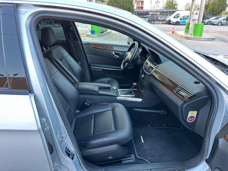 Mercedes-Benz E 220 - 18700 лв. - 83689322 | Car24.bg