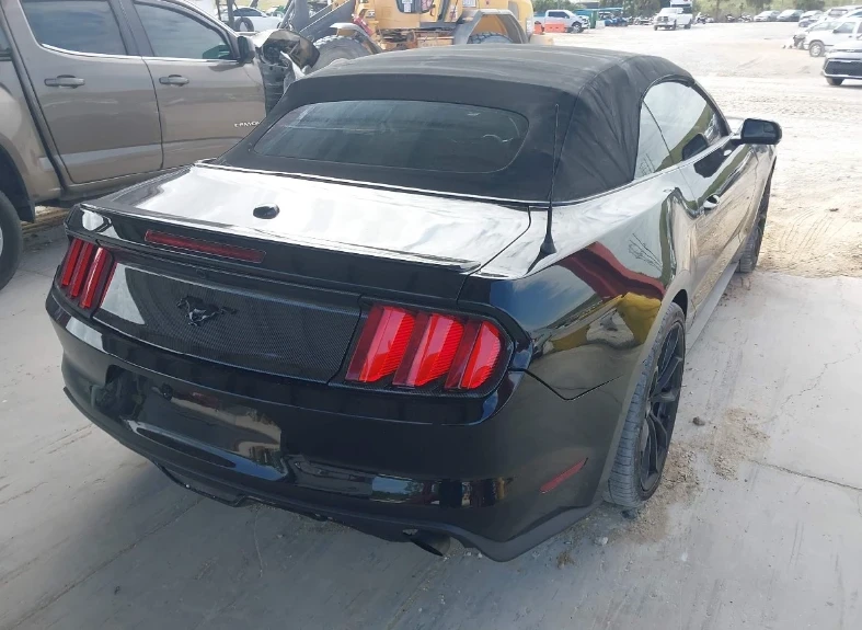 Ford Mustang  - изображение 4