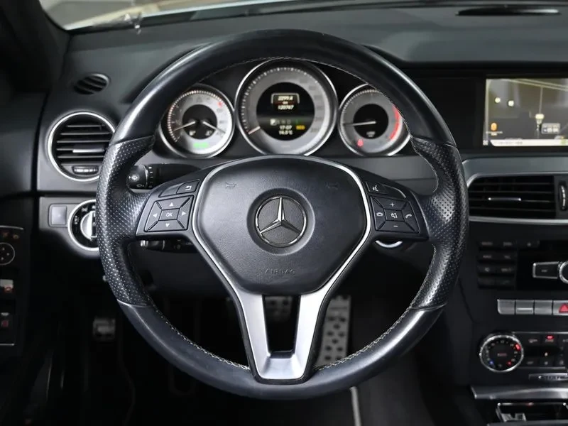 Mercedes-Benz C 220 2.2, снимка 13 - Автомобили и джипове - 54278130