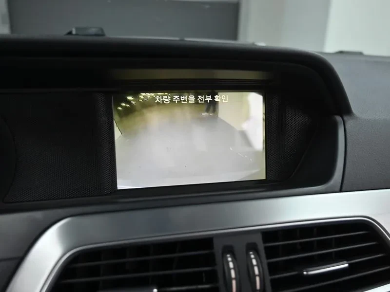 Mercedes-Benz C 220 2.2, снимка 15 - Автомобили и джипове - 54278130