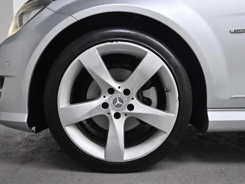 Mercedes-Benz C 220 2.2, снимка 5 - Автомобили и джипове - 54278130