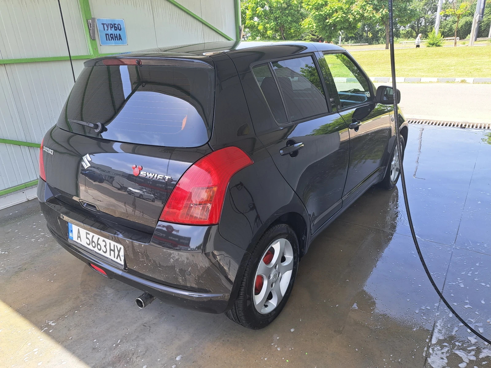 Suzuki Swift 1.3 DDIS 75кс - изображение 4