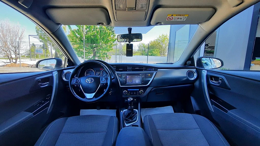 Toyota Auris 1.6 HDi - изображение 6