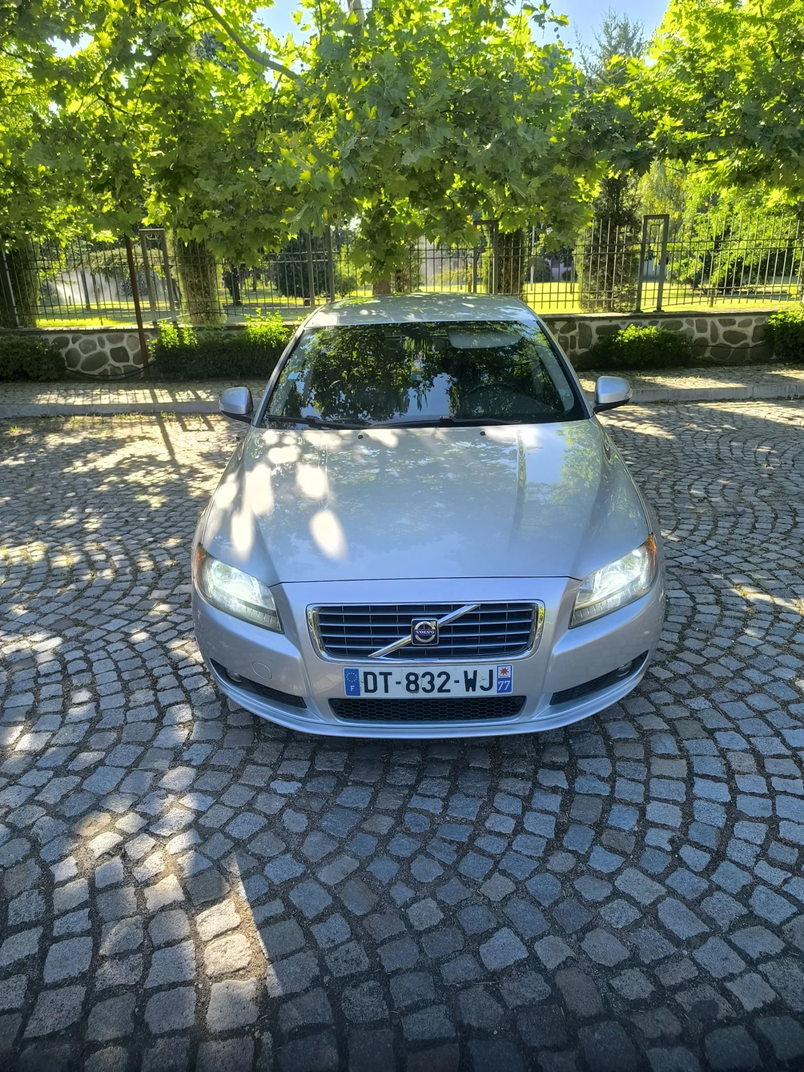 Volvo S80 2.4  - изображение 2