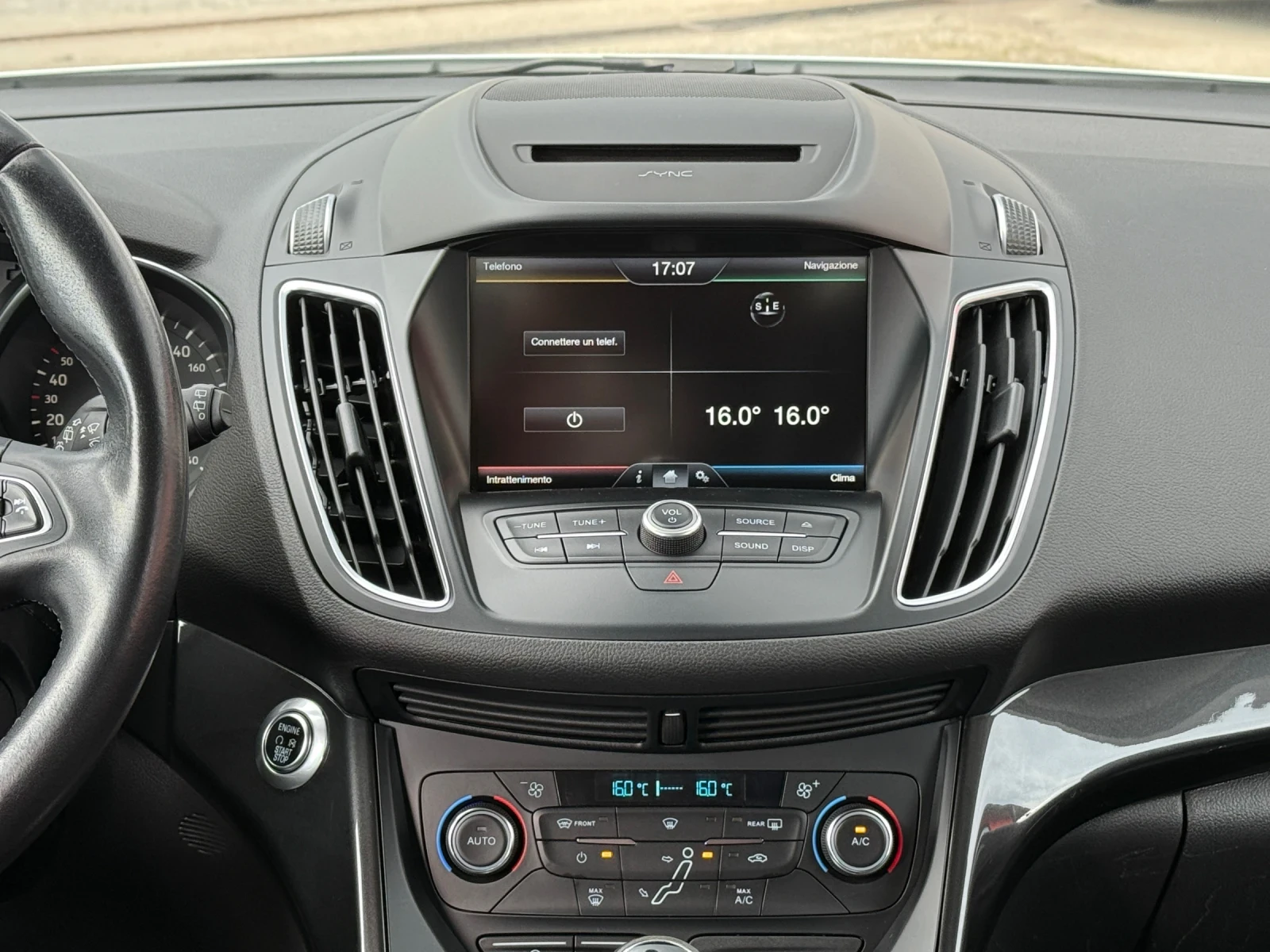 Ford C-max 1.0i Titanium, EURO 6B! LED! Навигация! Гаранция!! - изображение 10