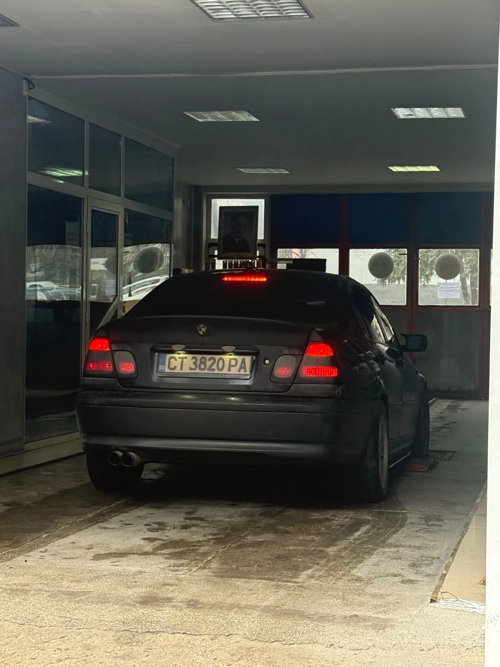 BMW 320, снимка 2 - Автомобили и джипове - 53783698