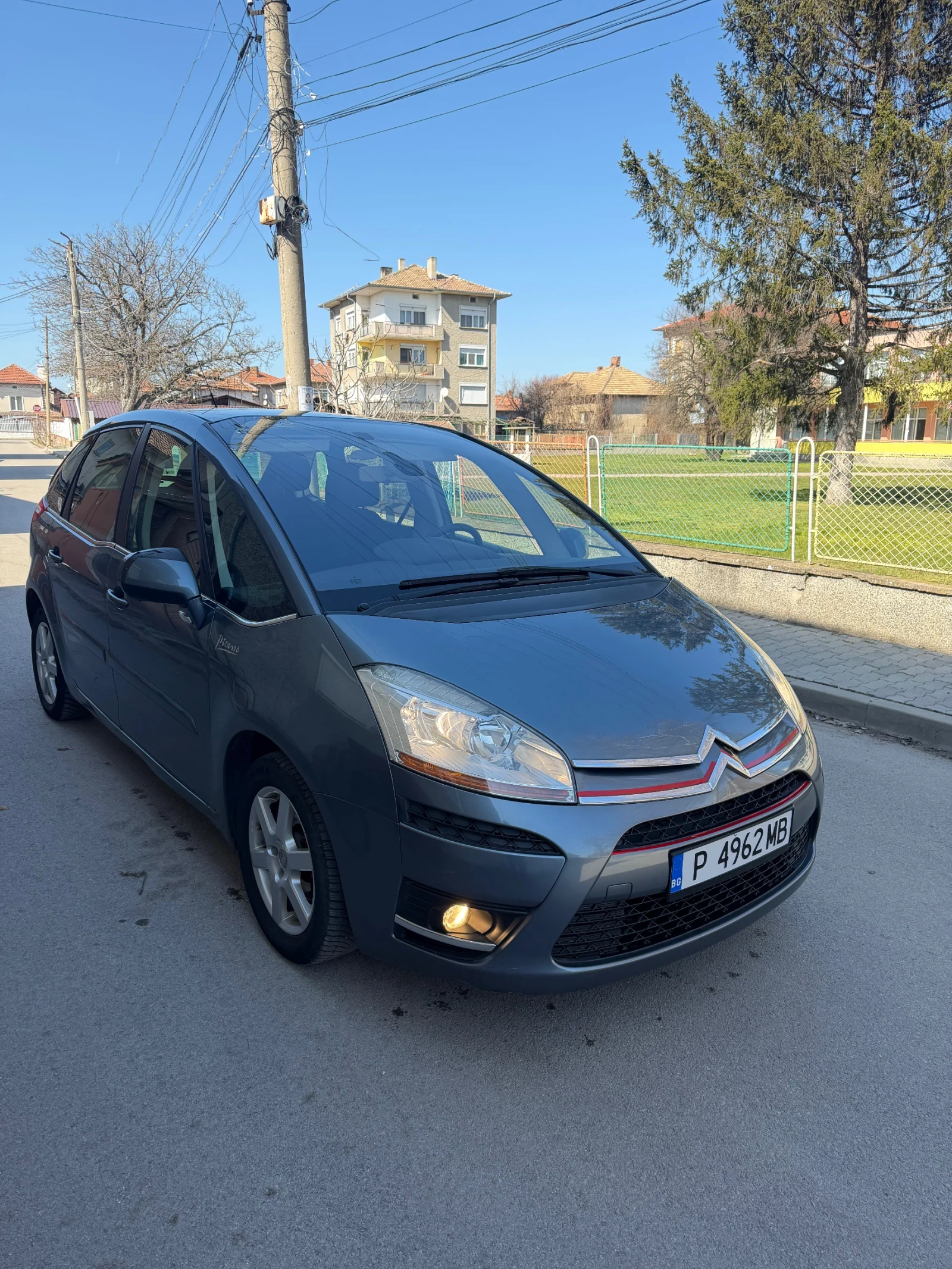 Citroen C4 Picasso 1.6I 120PS 5СК НОВ ВНОС РЕГИСТРИРАН, снимка 1 - Автомобили и джипове - 53826596