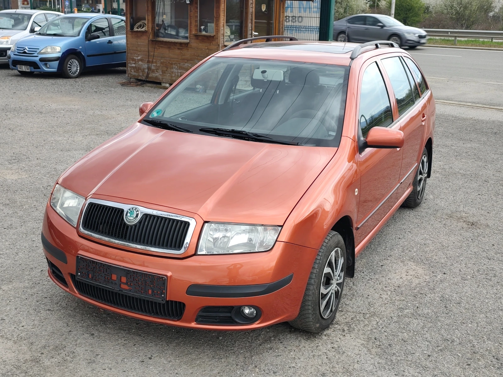 Skoda Fabia 1.4i 16V+ LPG "BRC"+ PDC+ "Webasto", снимка 3 - Автомобили и джипове - 54150332