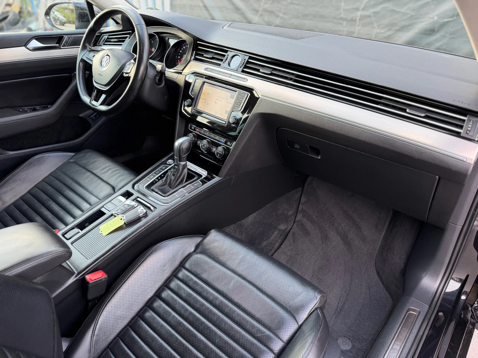 VW Passat 2.0TDI* R-LINE* 4MOTION* ���������* �����*  | Mobile.bg � ����������� 10