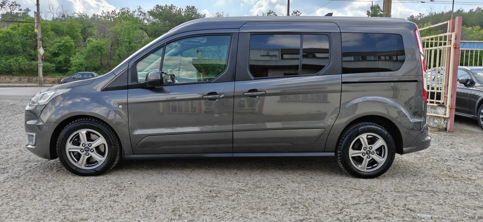 Ford Tourneo Connect DMaxi7mTitanium, снимка 4 - Автомобили и джипове - 54511600