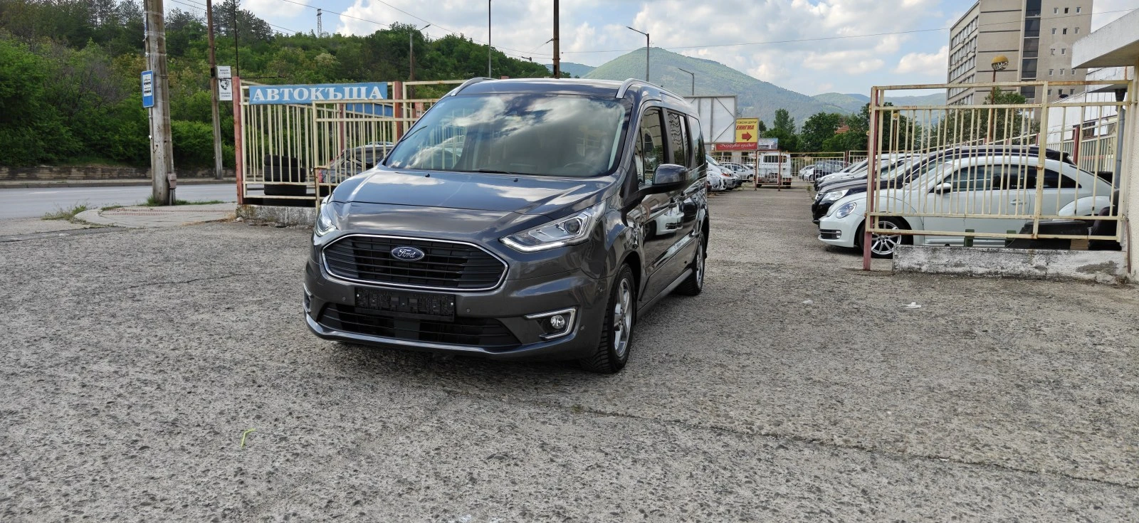 Ford Tourneo Connect DMaxi7mTitanium