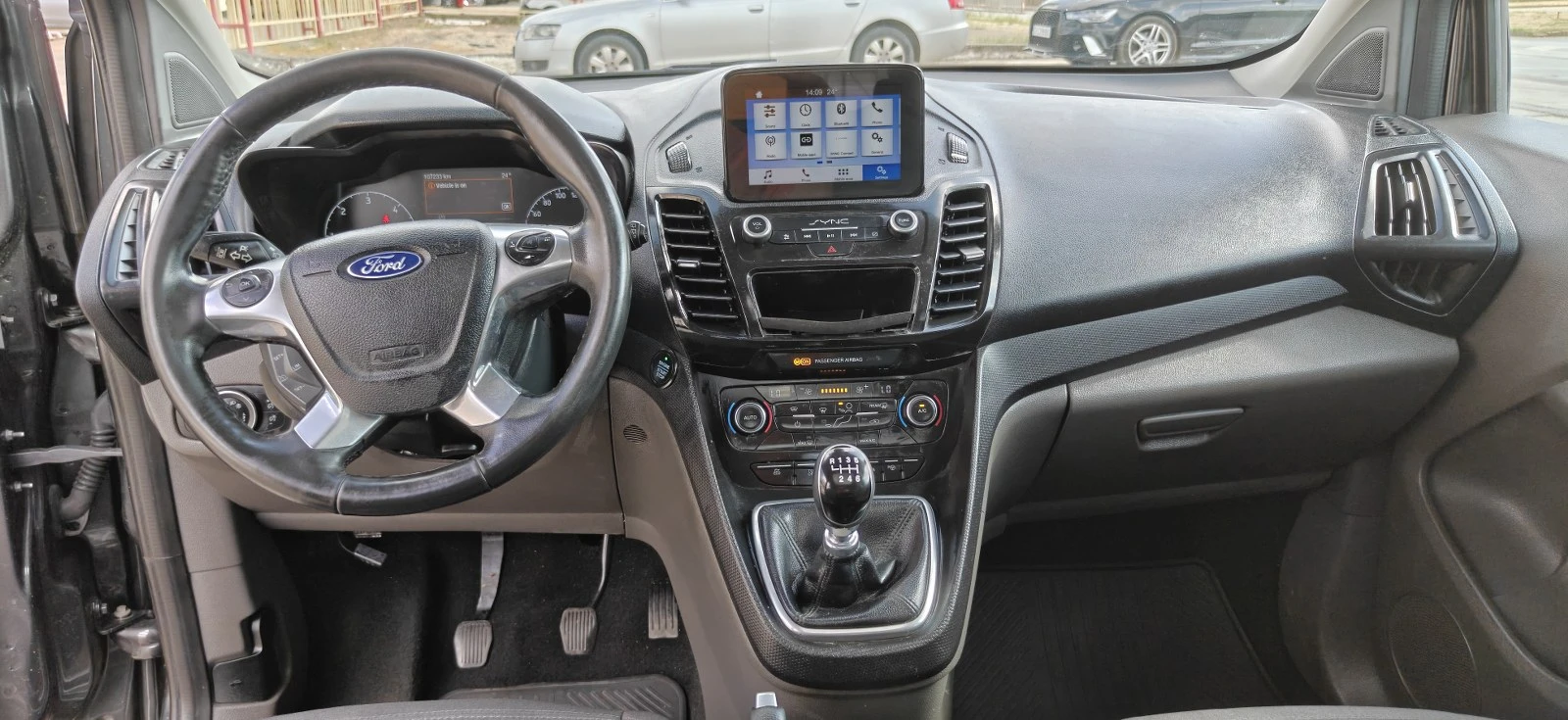 Ford Tourneo Connect DMaxi7mTitanium, снимка 13 - Автомобили и джипове - 54511600