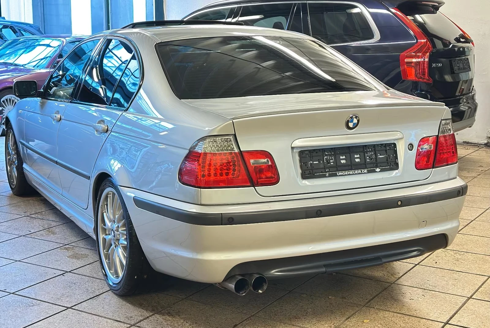 BMW 330 M-Pack OEM 6-Speed, снимка 5 - Автомобили и джипове - 54799610