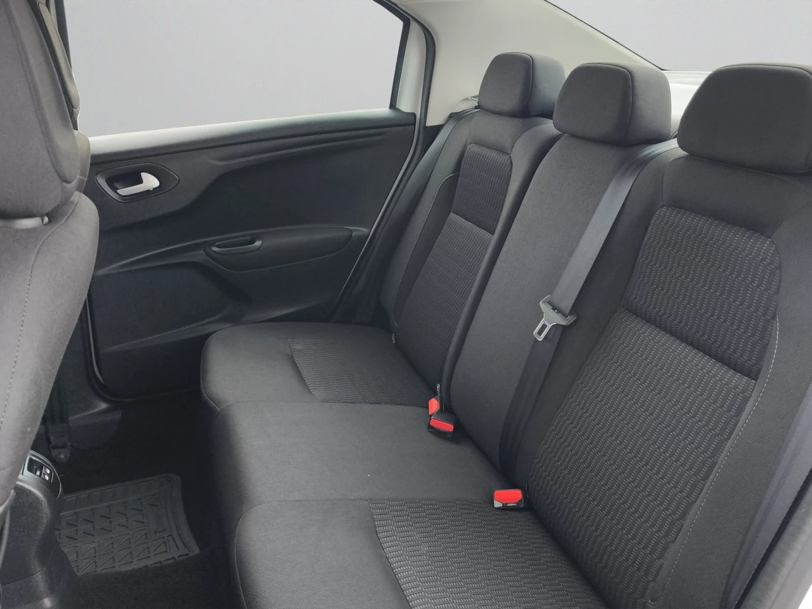 Peugeot 301 NEW ALLURE 1, 5 BlueHDi 102 BVM6 EURO 6//2101116 | Mobile.bg � ����������� 12