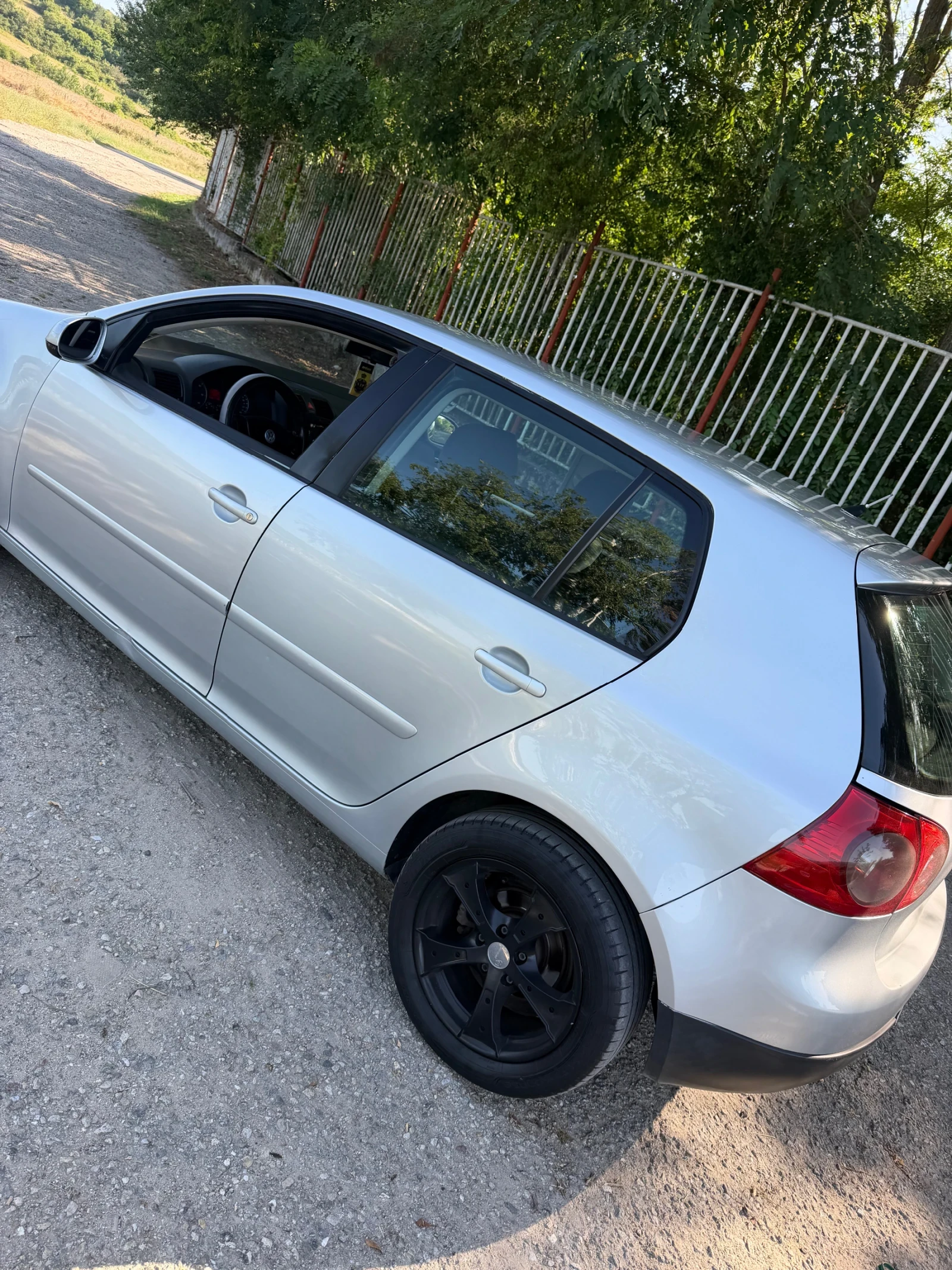 VW Golf 1.9tdi GOAL 105 euro4, снимка 10 - Автомобили и джипове - 55428392