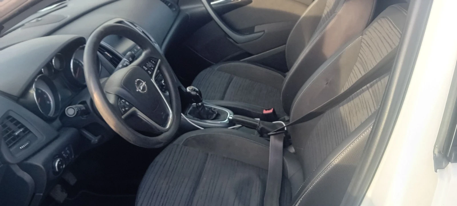 Opel Astra, снимка 3 - Автомобили и джипове - 55430887