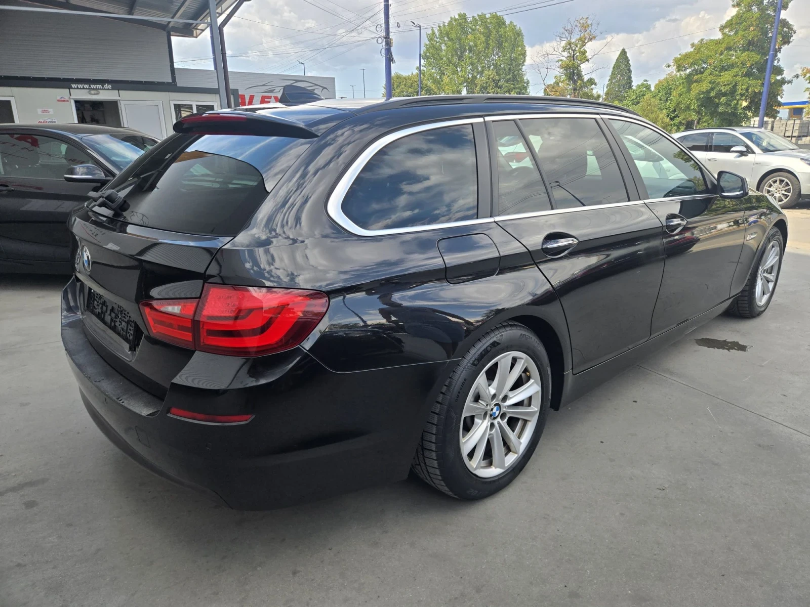 BMW 520, снимка 4 - Автомобили и джипове - 55939854