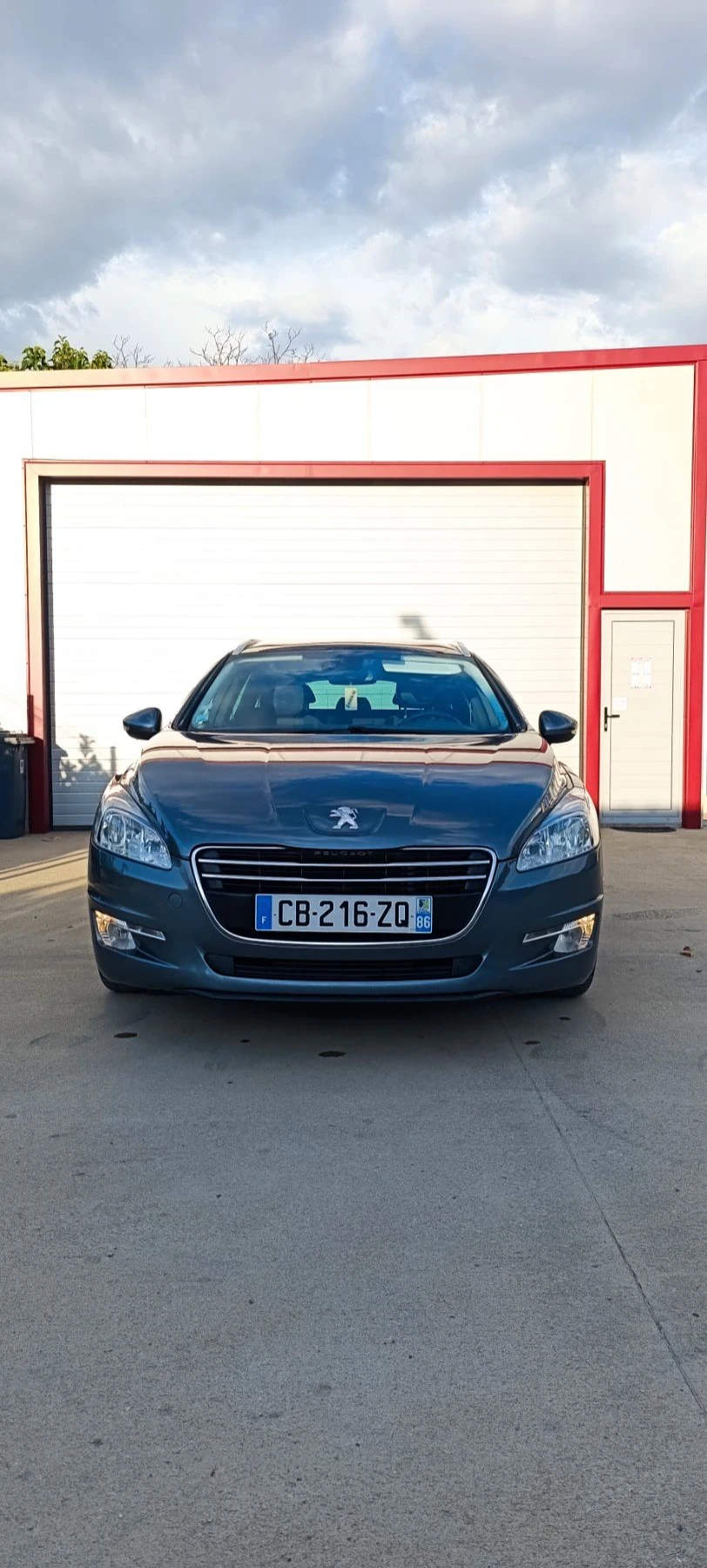 Peugeot 508 SW 2.0 HDI 140 2012г.