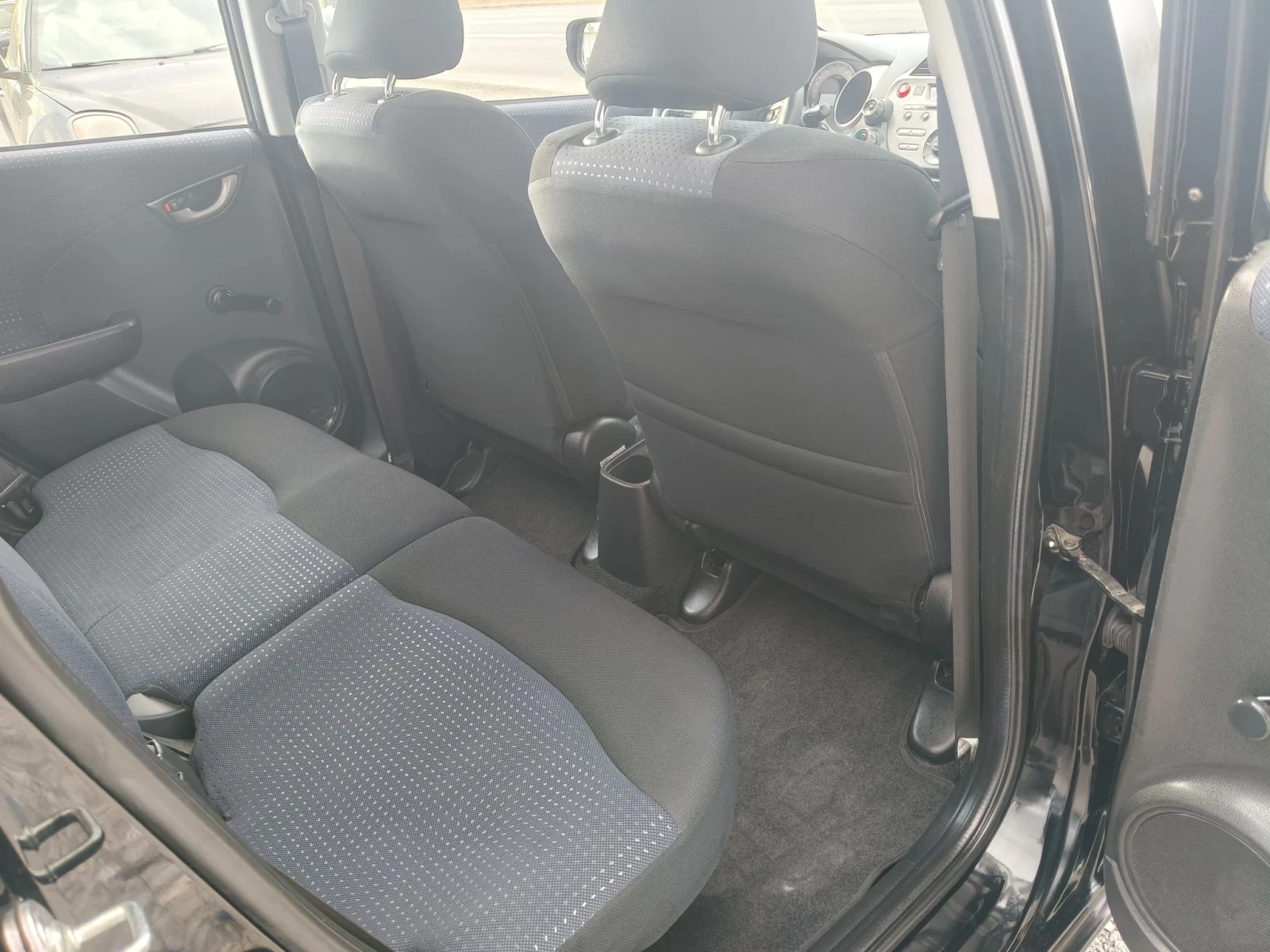 Honda Jazz 1.2i, снимка 12 - Автомобили и джипове - 56317742