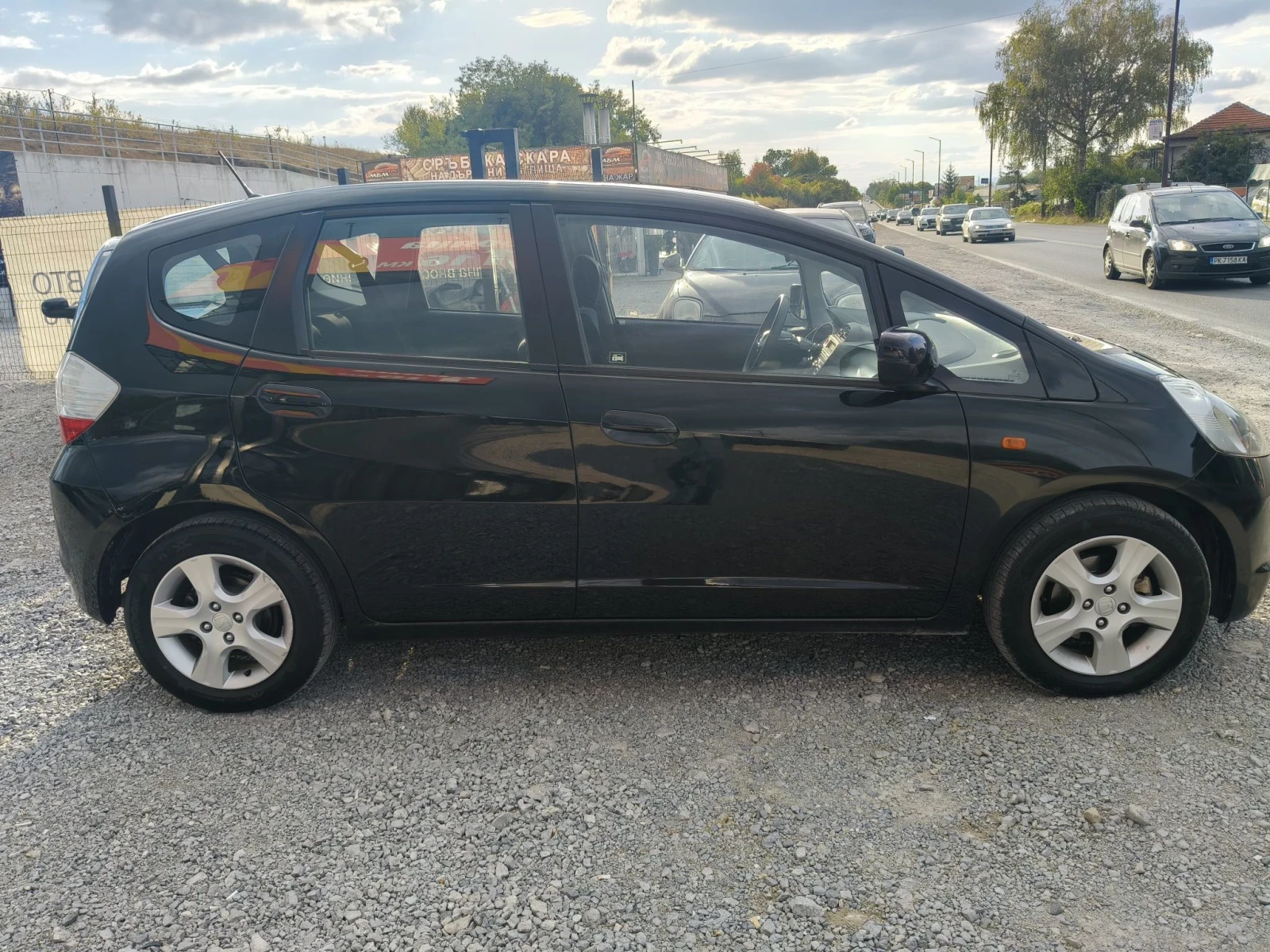 Honda Jazz 1.2i, снимка 8 - Автомобили и джипове - 56317742