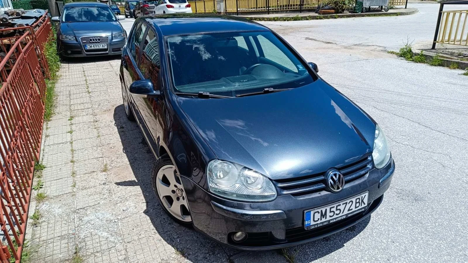 VW Golf 5, снимка 6 - Автомобили и джипове - 56462104