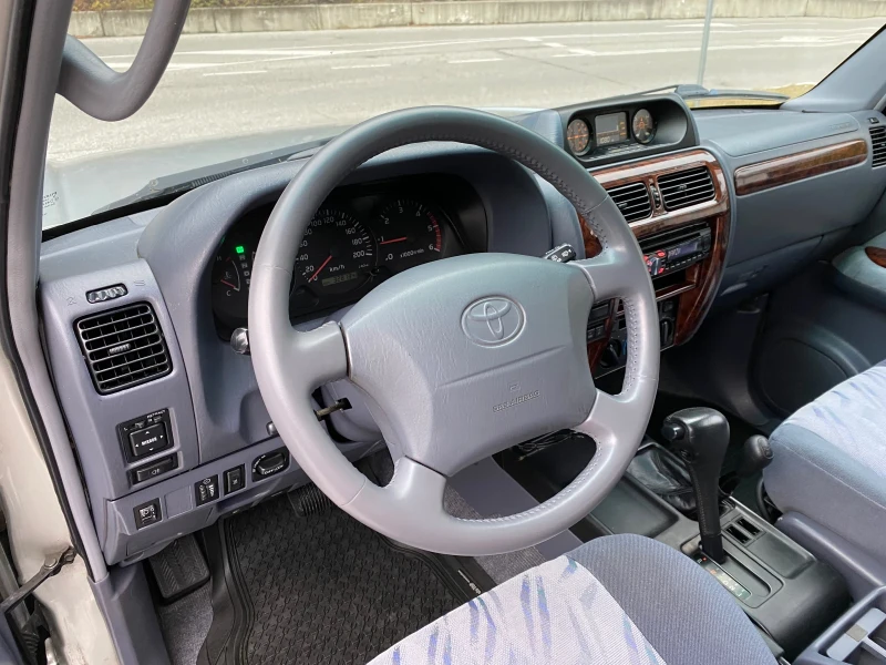 Toyota Land cruiser 3.0D4D* АВТОМАТ* ИТАЛИЯ* ПОВДИГНАТ* , снимка 11 - Автомобили и джипове - 48006142