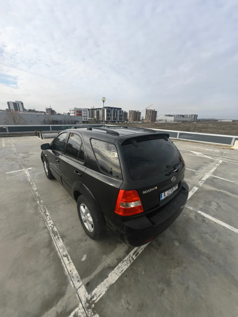 Kia Sorento 2.5 CRDI, снимка 6 - Автомобили и джипове - 48248194