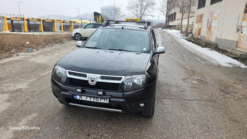 Dacia Duster 1.5d 4x4, снимка 15 - Автомобили и джипове - 49276630