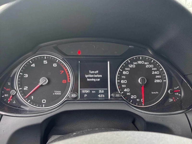 Audi Q5 * 2.0T Progressiv * CARFAX * ЦЕНА ДО БГ, снимка 8 - Автомобили и джипове - 53283639