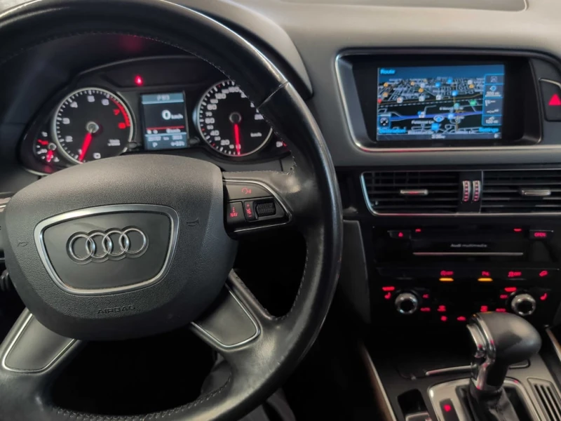 Audi Q5 * 3.0L Premium * ПОДГРЕВ * ОТ ПРЕДСТАВИТЕЛСТВО, снимка 9 - Автомобили и джипове - 53440679
