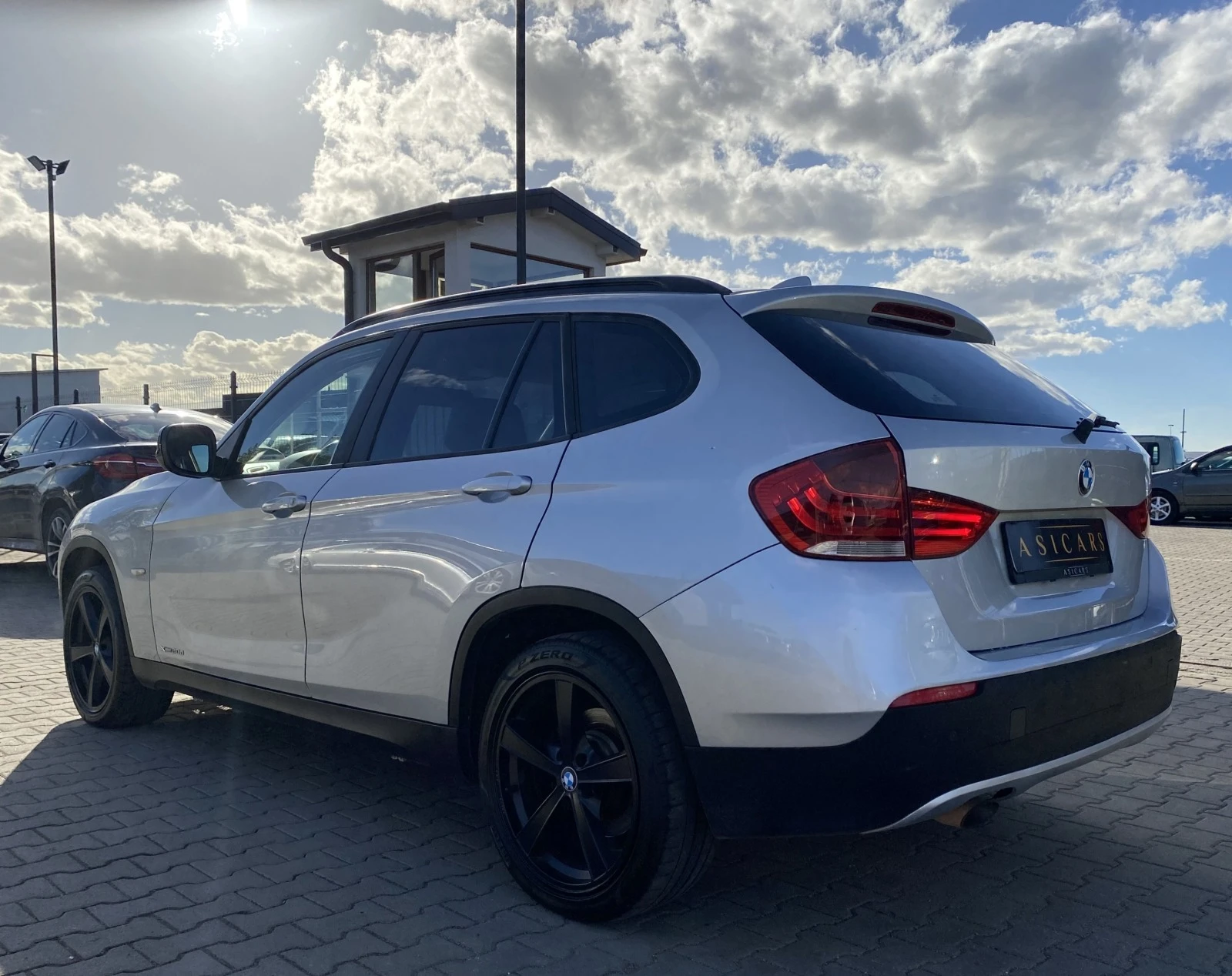 BMW X1 2.0D XDRIVE AUTOMATIC EURO 5A - изображение 3