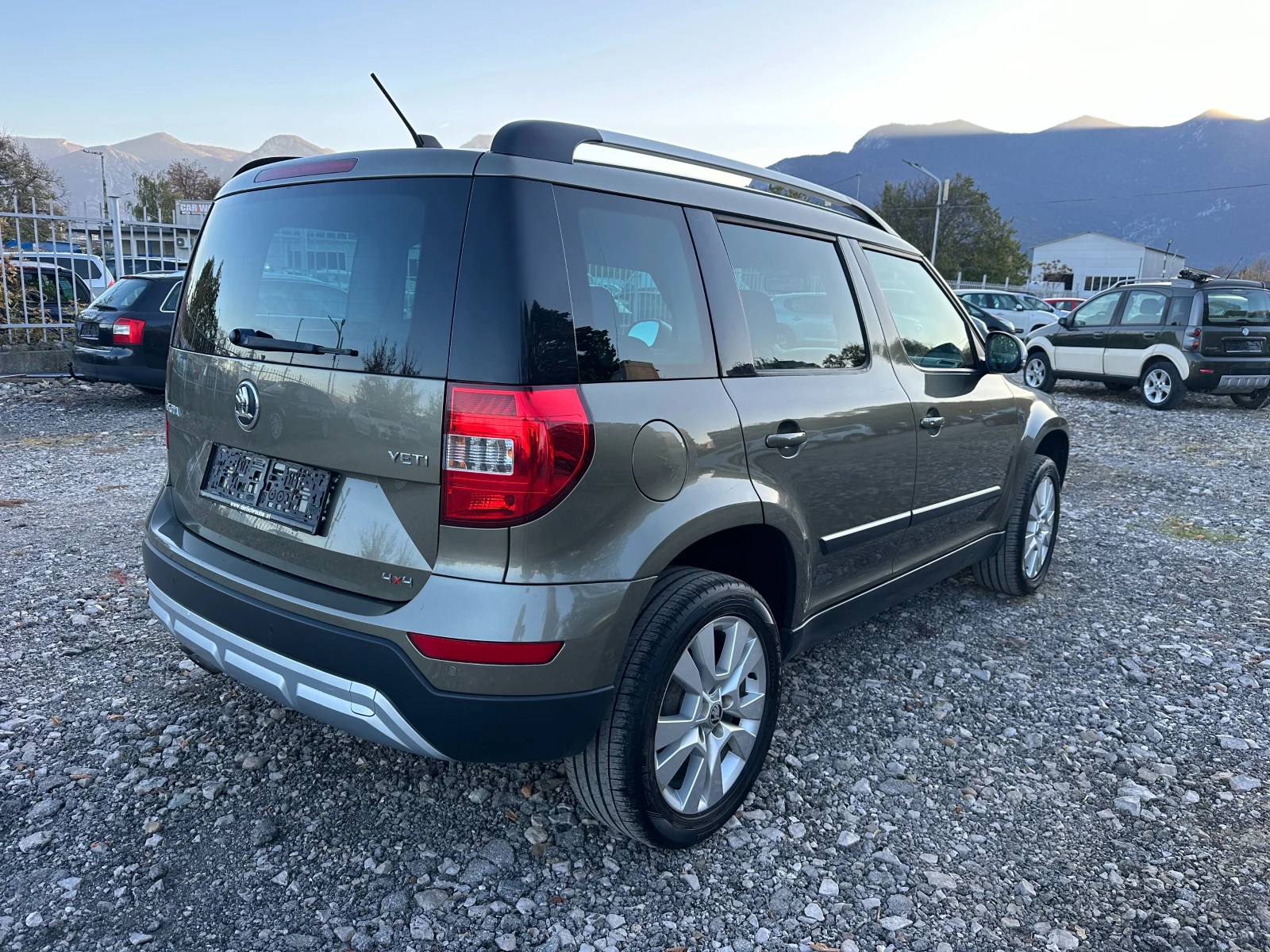 Skoda Yeti 2.0TDI 110kc 4X4 FACE - изображение 3