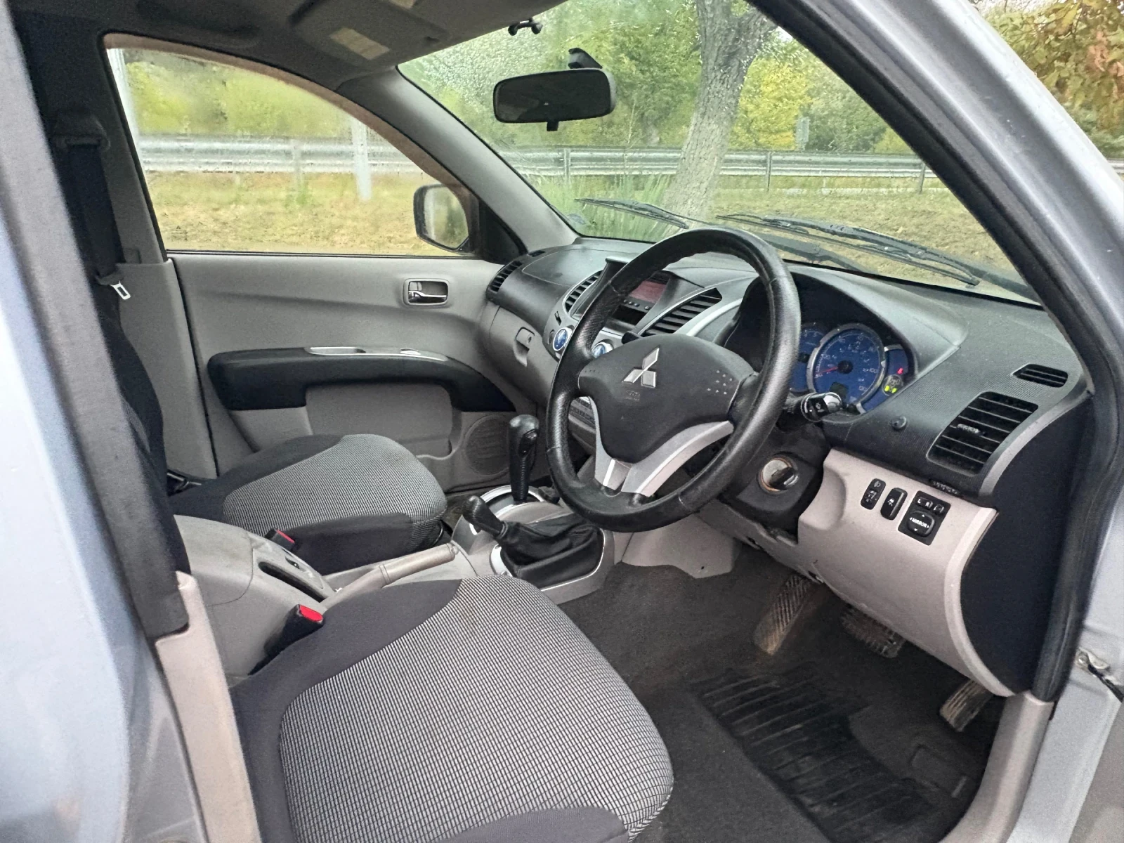 Mitsubishi L200  - изображение 7