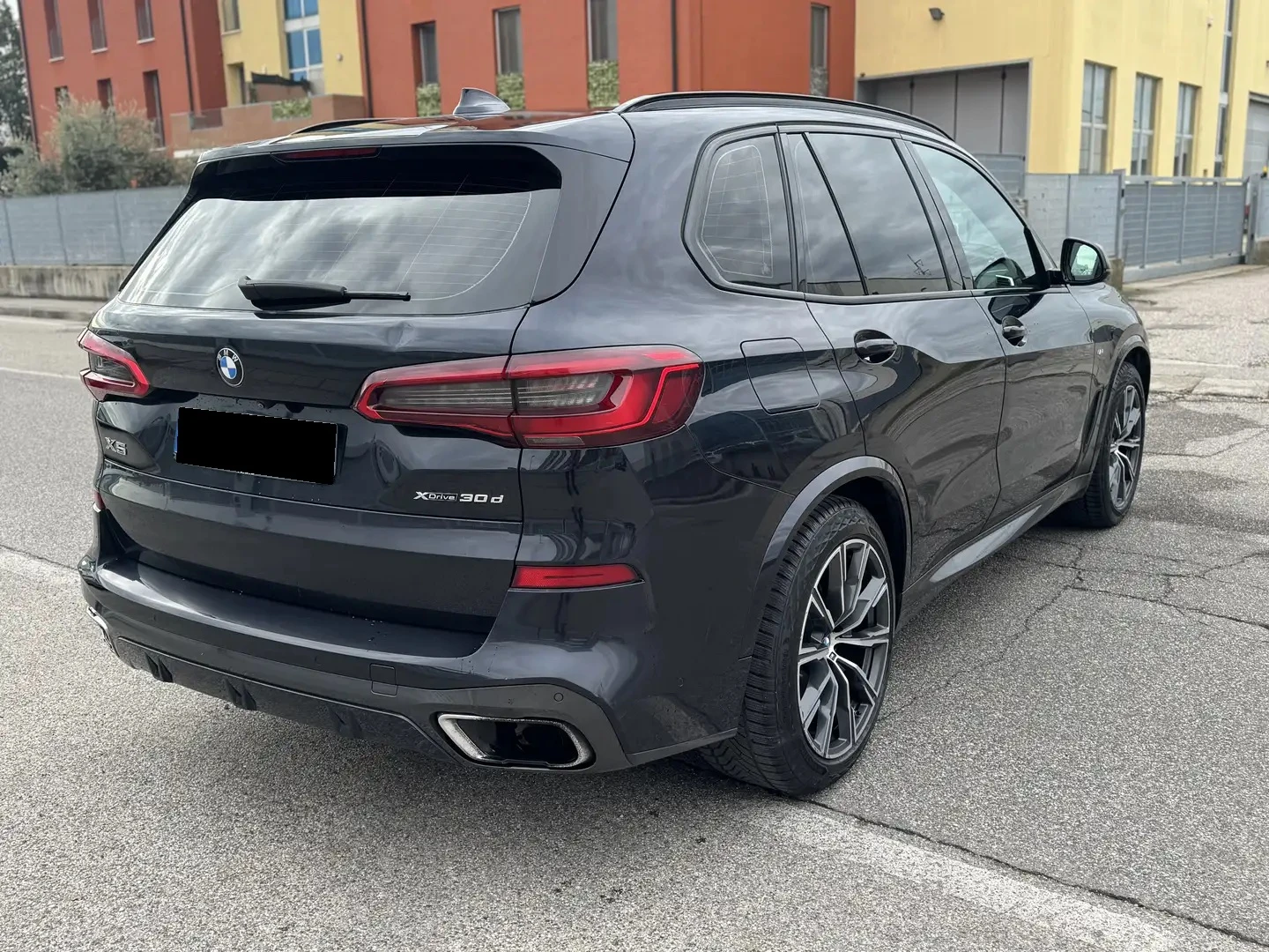 BMW X5 3.0d xDrive M-Pack - изображение 4