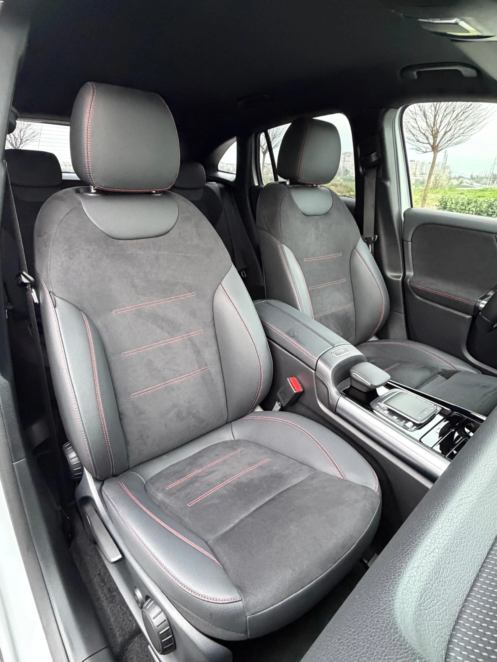 Mercedes-Benz EQA 300/AMG LINE/4MATIC/2025/LIZING, снимка 11 - Автомобили и джипове - 54097377