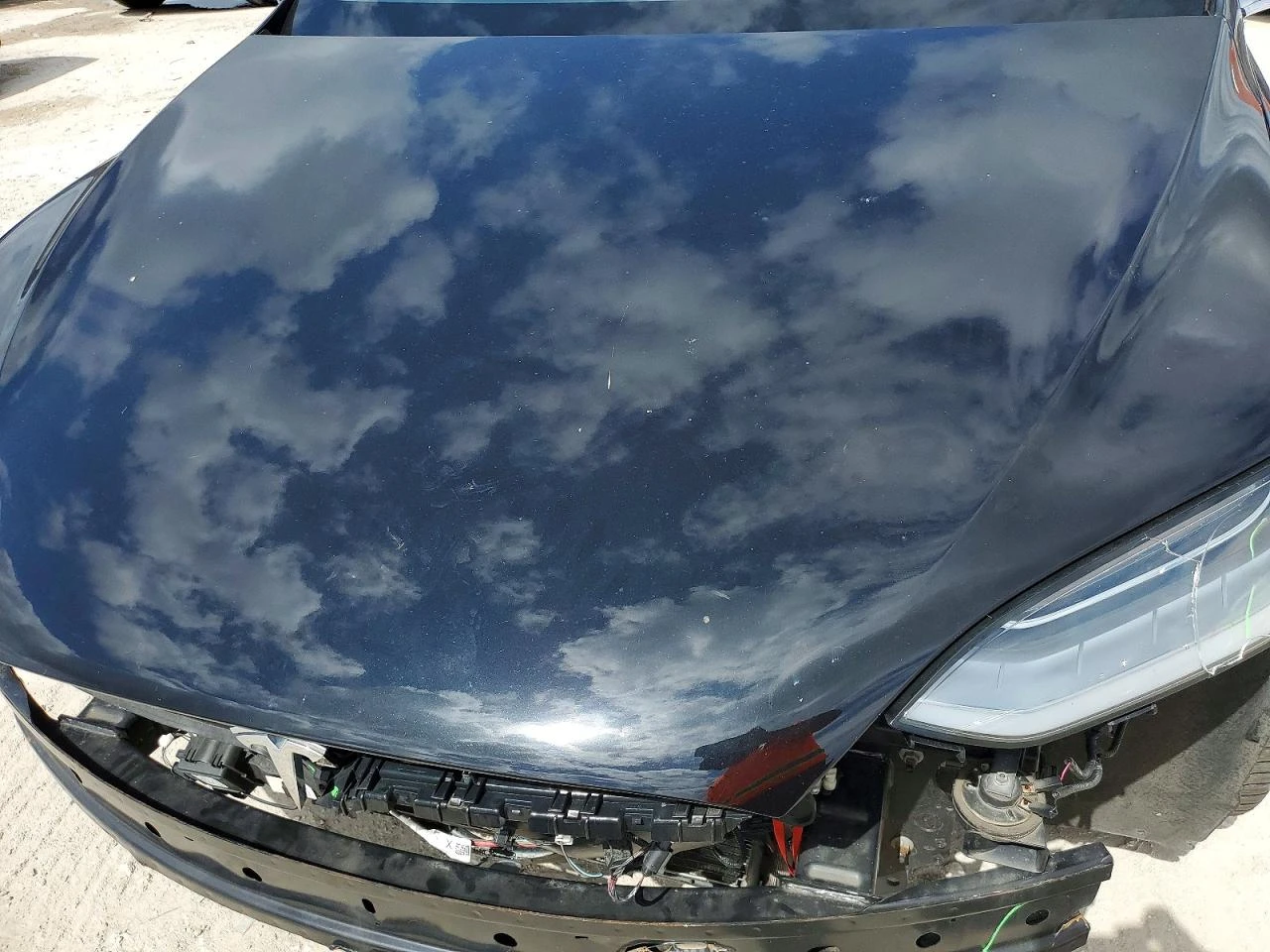 Tesla Model X, снимка 12 - Автомобили и джипове - 54403508