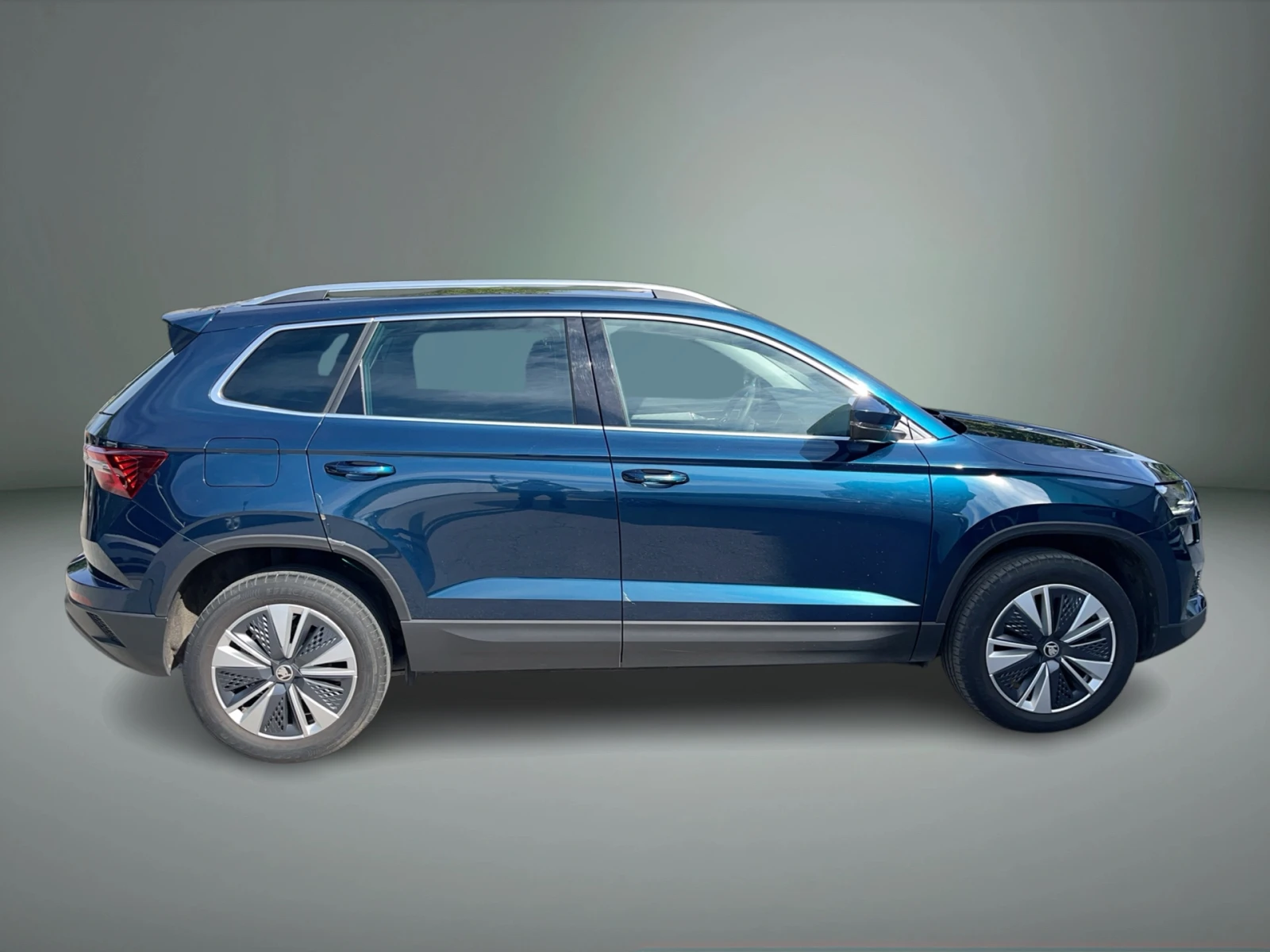 Skoda Karoq 1.5 TSI 6M, снимка 5 - Автомобили и джипове - 54608282